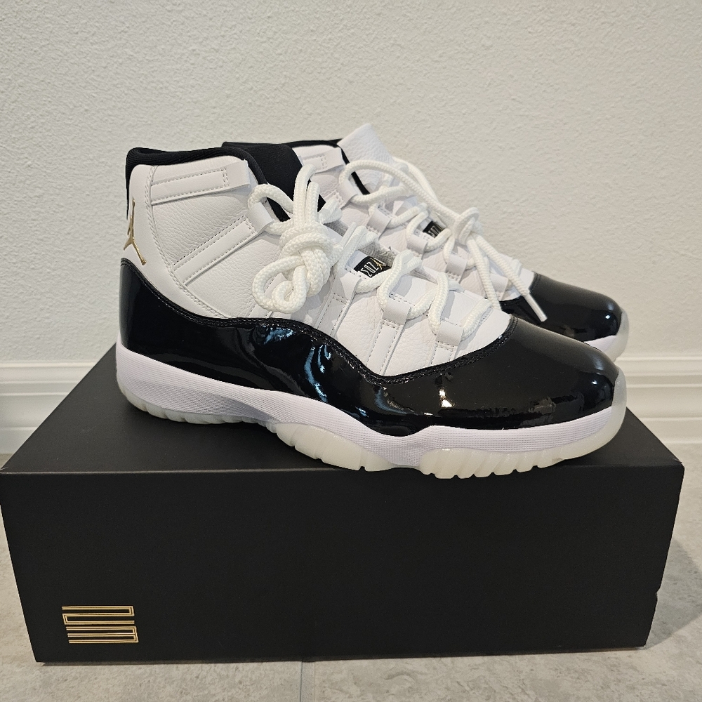 NIB Air Jordan 11 Retro 'Gratitude/Defining Moments'- Mens 10.5